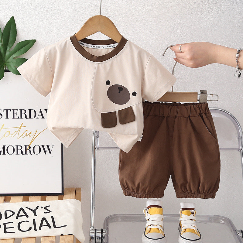 Ensemble bear in beige