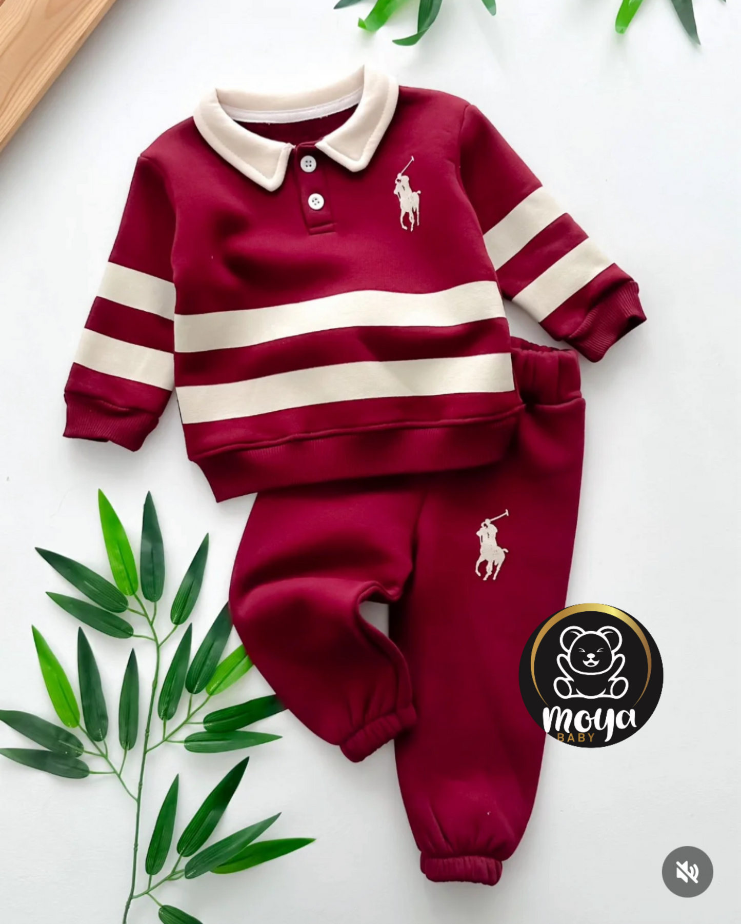 ensemble white collar