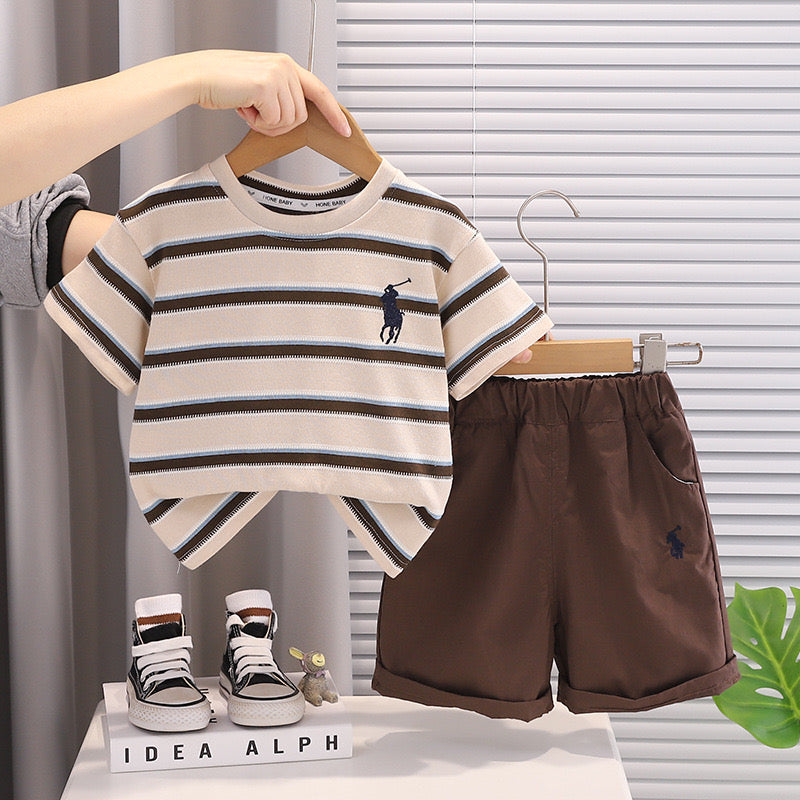 Ensemble brown arayures