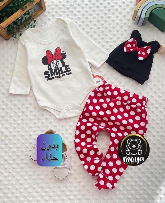 ensemble mickey smile