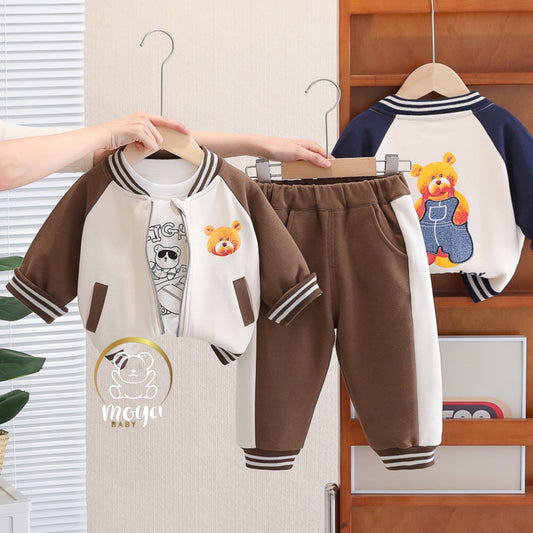 ensemble chilling bear